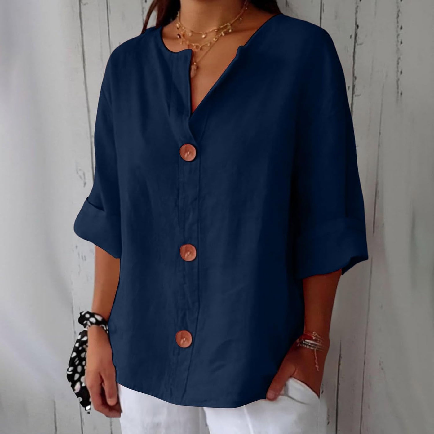 Noora™ | Relaxed Blouse for Timeless Elegance